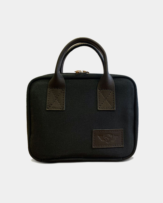 Comandante c40 Mühlen Reisetasche aus Leder und Baumwolle.
